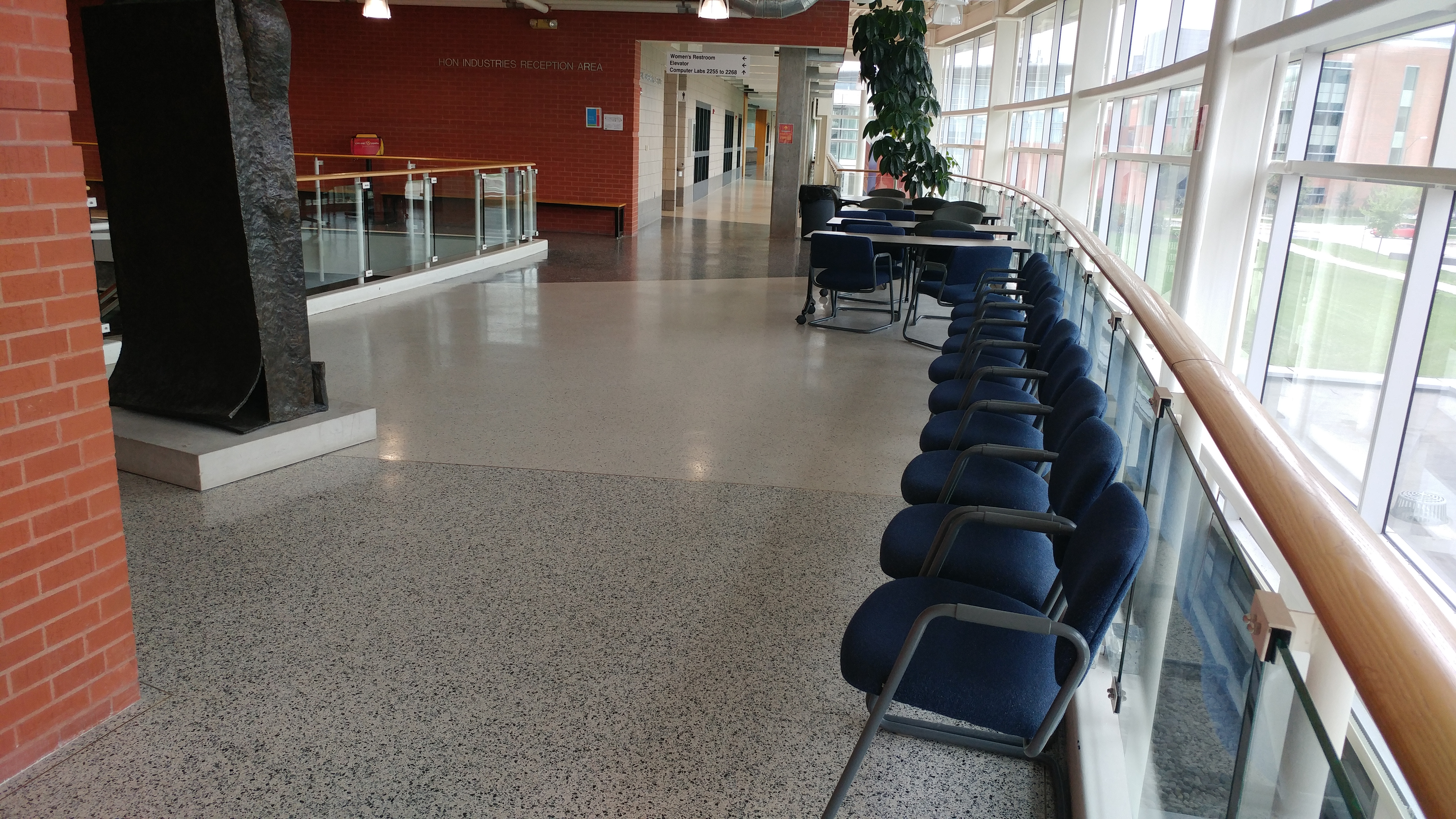 Photo of Hoover Central Hallway>