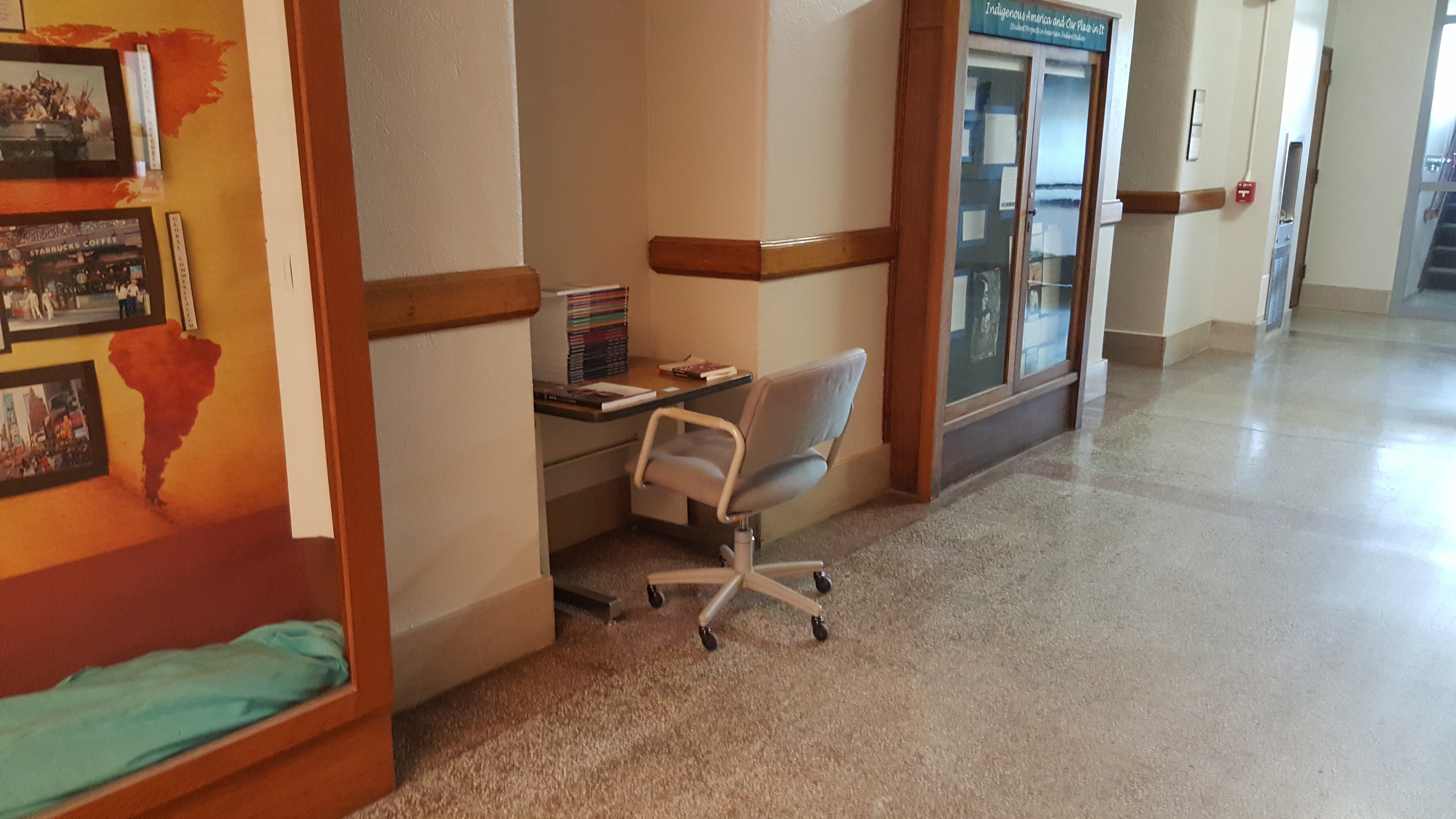 Photo of Lone Desk>